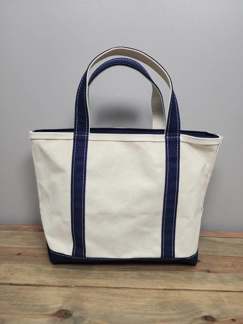 L.L.BEAN Vintage Zip Top Boat and Tote Medium Natural Navy Canvas 16x12 USA - Picture 1 of 16
